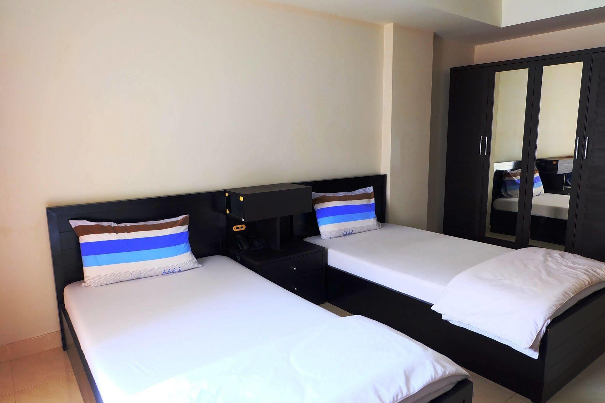 Larrivee Hotel Bang Bo Exterior photo